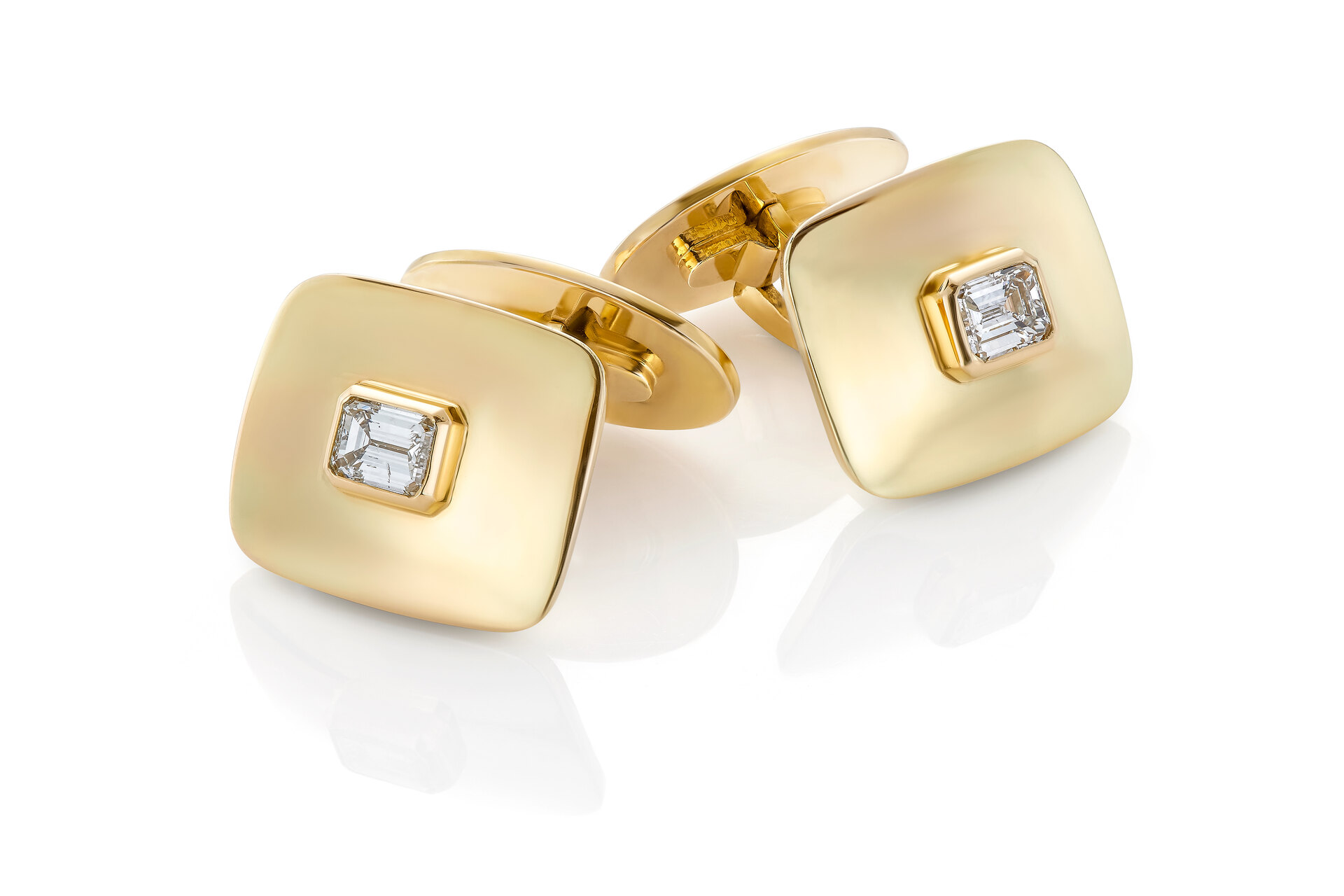 Haakonsen Herre mansjettknapper i gull med diamanter.