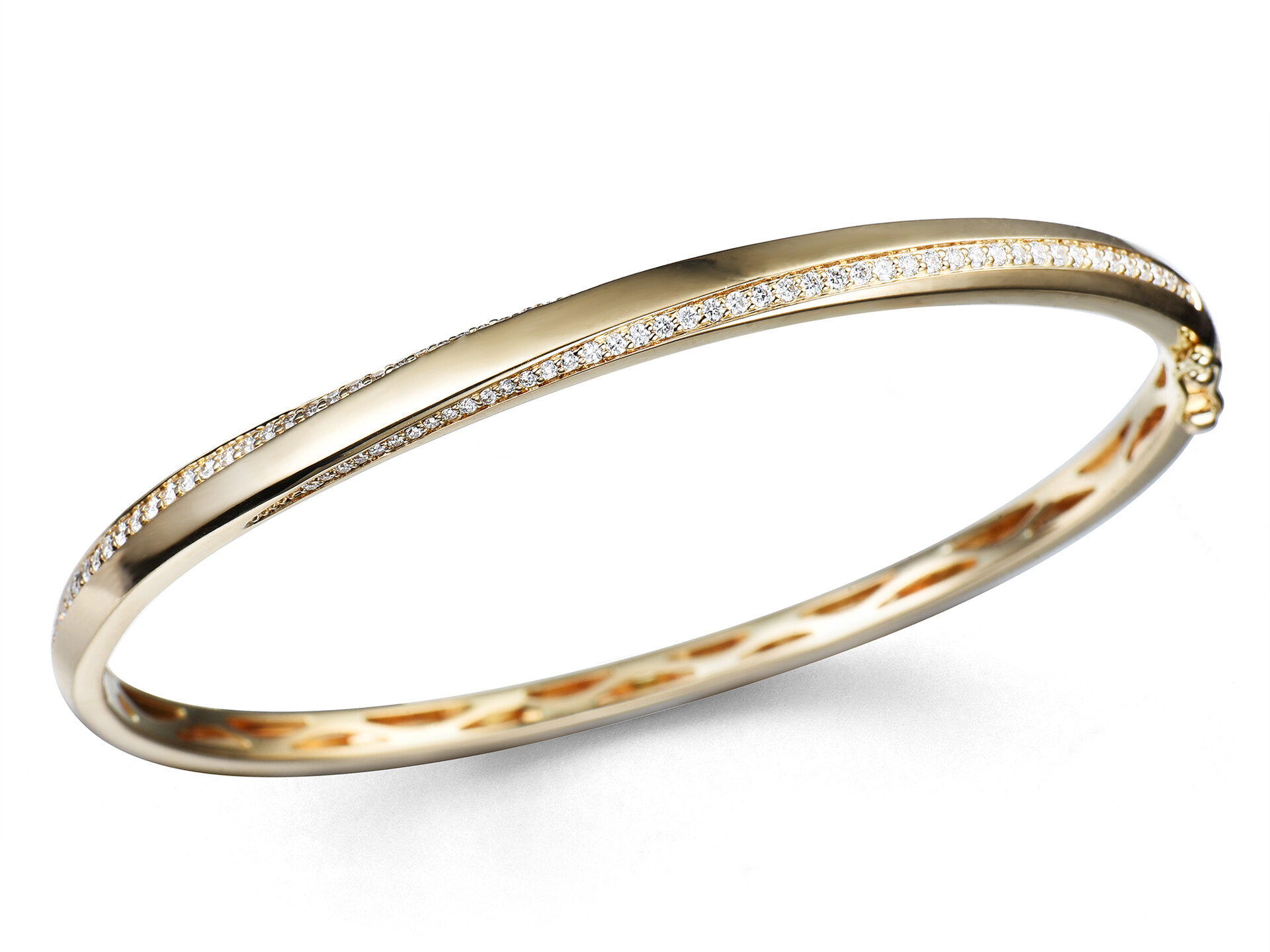 Haakonsen armring i gull med diamanter 0.59 ct.